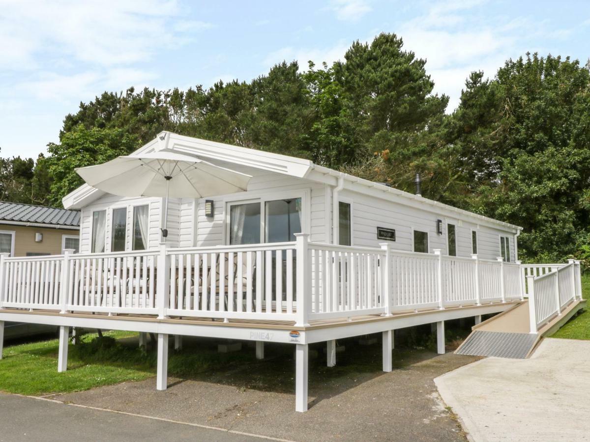 Cayton Pines Scarborough