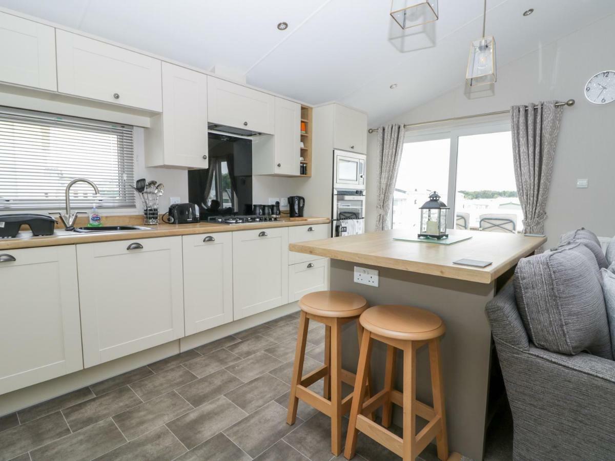 Holiday home Cayton Pines